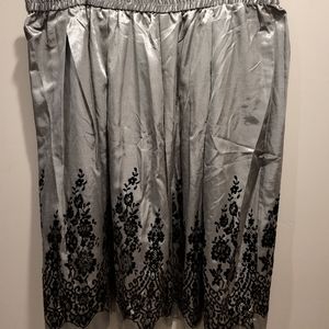 Avenue Silver Skirt with velvet black detailing